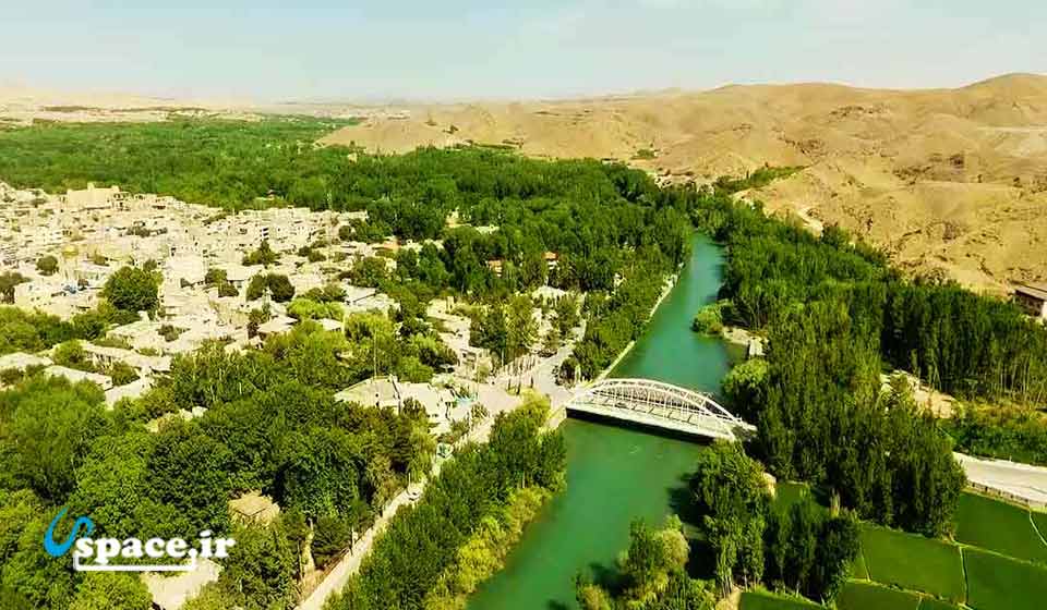 روستای زرد خشوئیه - باغ بهادران